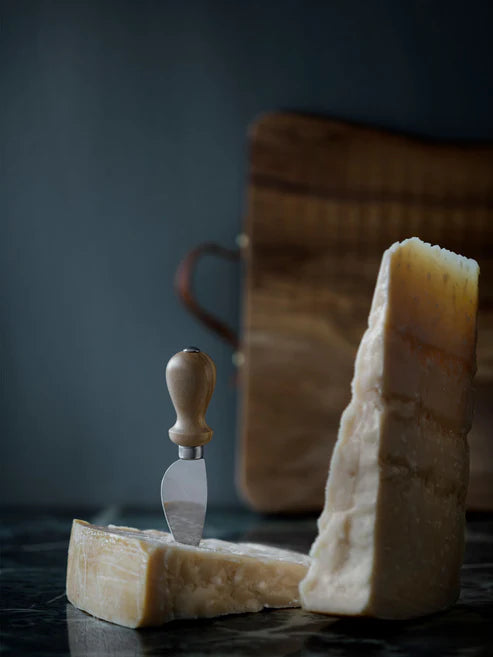 Parmesan-kniv med skaft i oliventræ – 13 cm