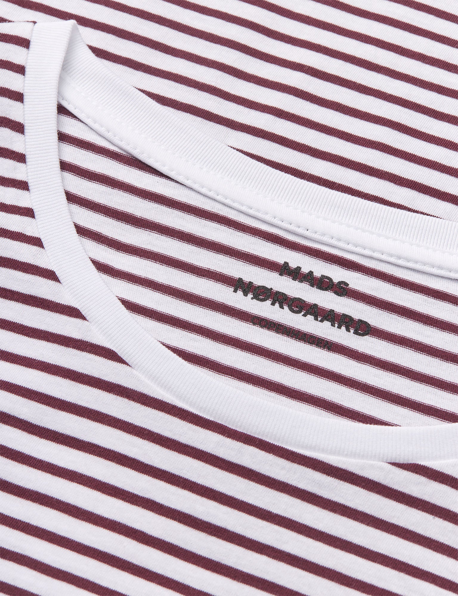 Mads Nørgaard Fine Jersey Stripe Teasy Tee FAV – Stribet T-shirt i økologisk bomuld