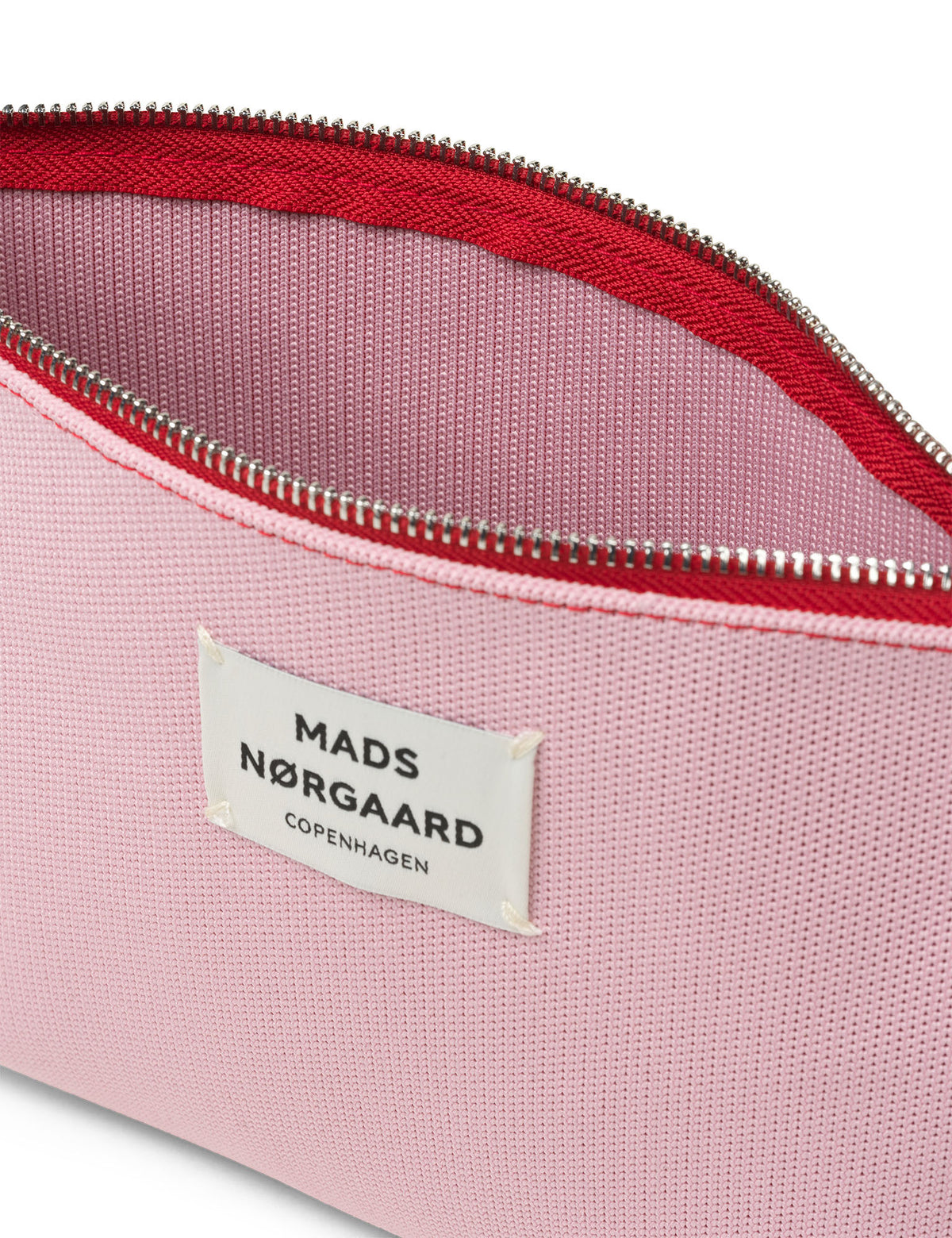 Knit Stripe Hof Make-Up Bag – Fairy Tale/Goji Berry – Mads Nørgaard