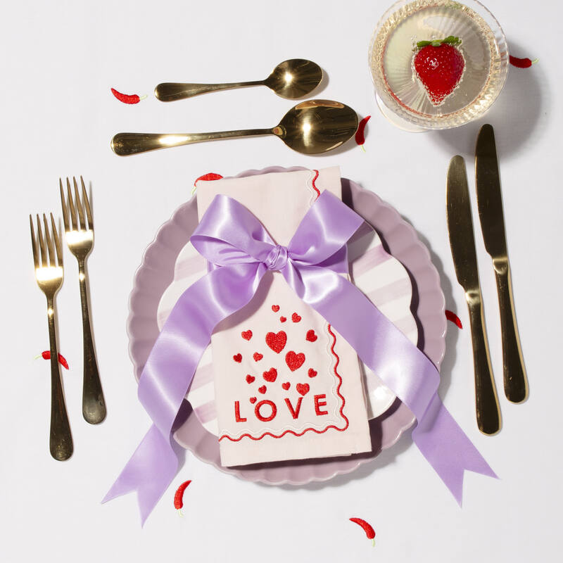 Broderede servietter - 2 stk. | LOVE