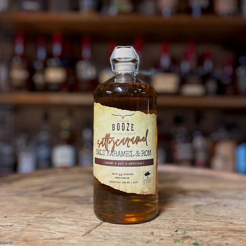Saltkaramel & Rom 32% – 700 ml – Knaplund Spirits