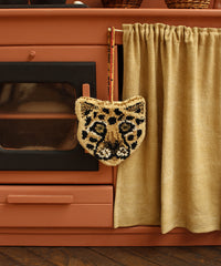 Loony Leopard gift hanger